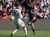 开云体育官方网站-巴黎圣日耳曼队员努力拼搏，获得成功