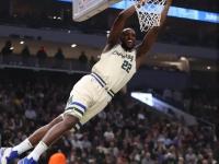 开云官方app入口-雄鹿擒下凯尔特人，米德尔顿高效砍下25分