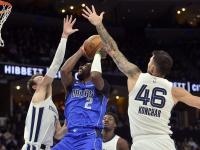 开云APP-灰熊击败独行侠，莫兰特独得29分