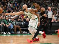 开云官方app入口-篮网主场击败凯尔特人，厄文独揽30分