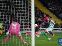 开云体育官方网站-西班牙队出色发挥，一路领先