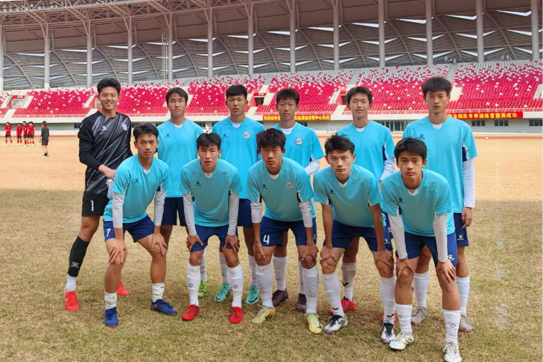 球队在国际大赛中表现突出，斩获冠军