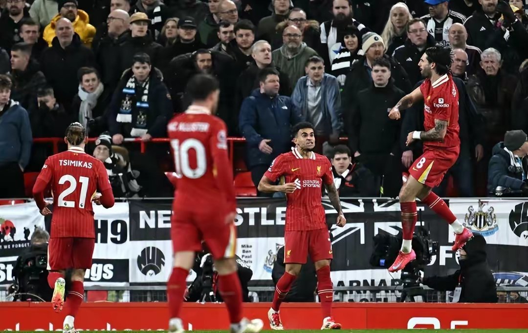 利物浦客场挑战欧国联对手,艰难取得平局 利物浦客场挑战欧国联对手,艰难取得平局