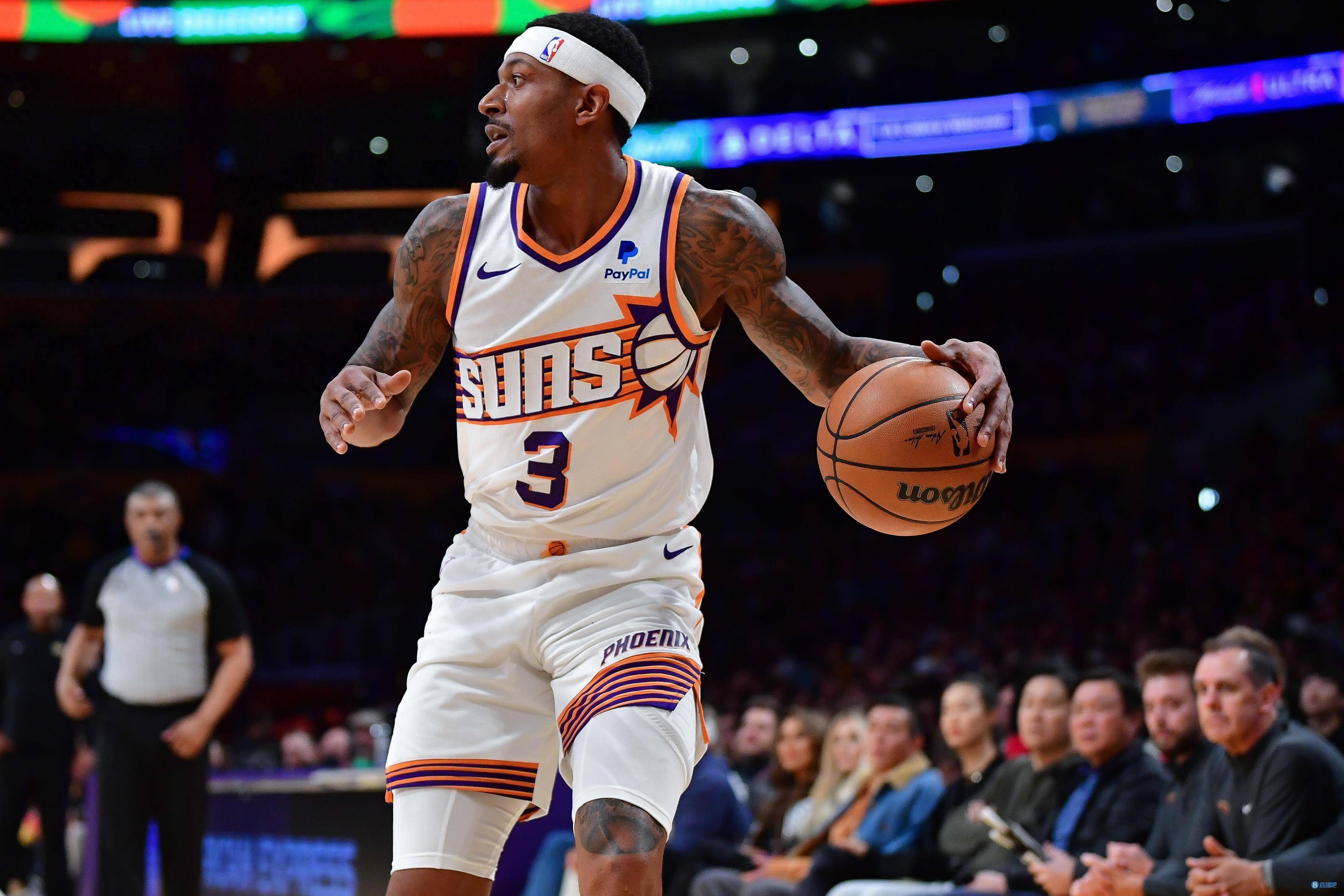 奇才主场逆转骑士,比尔独得高分 奇才主场逆转骑士,比尔独得高分