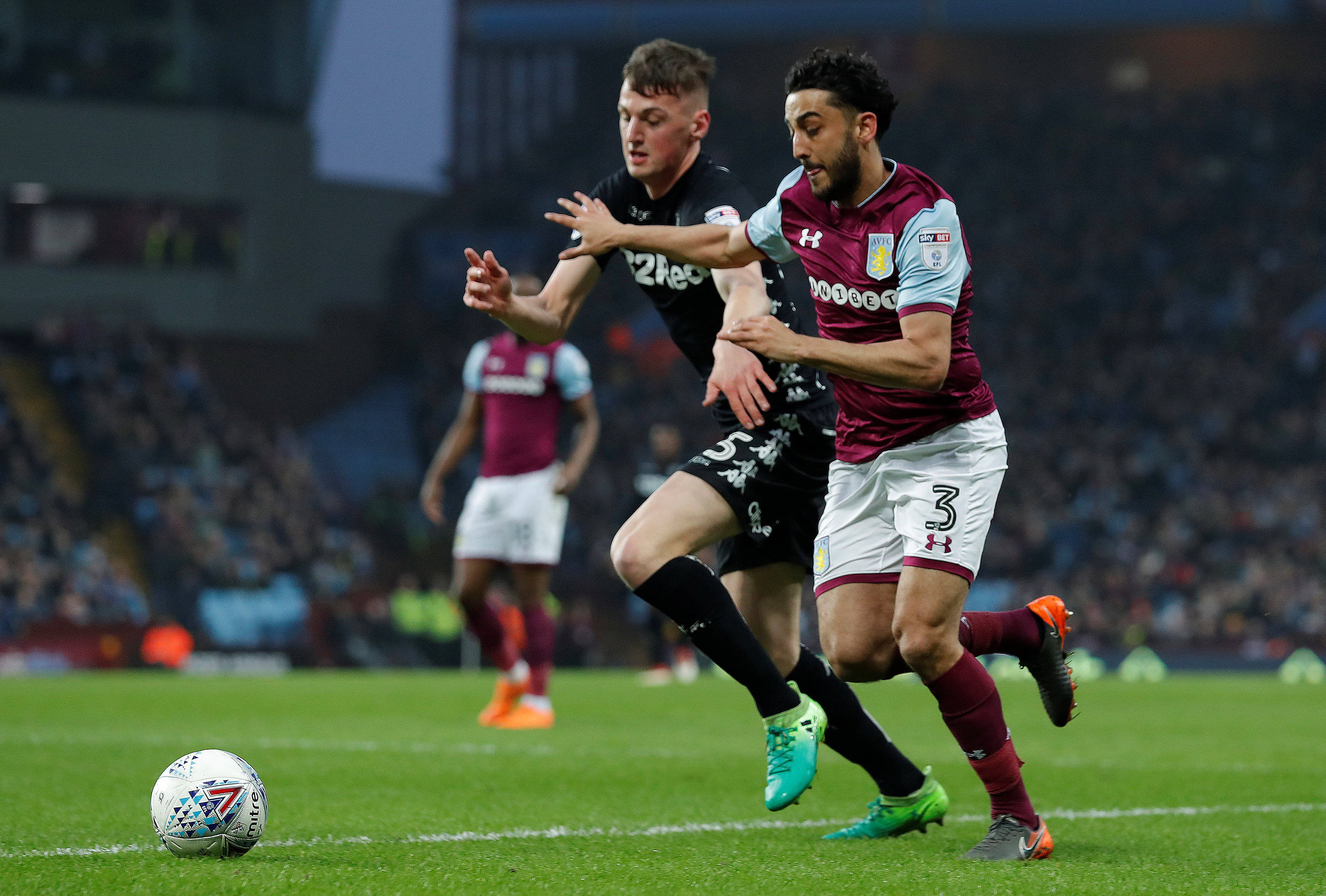 诺维奇连胜,英超争夺胜利之路漫长的简单介绍 诺维奇连胜,英超争夺胜利之路漫长的简单介绍