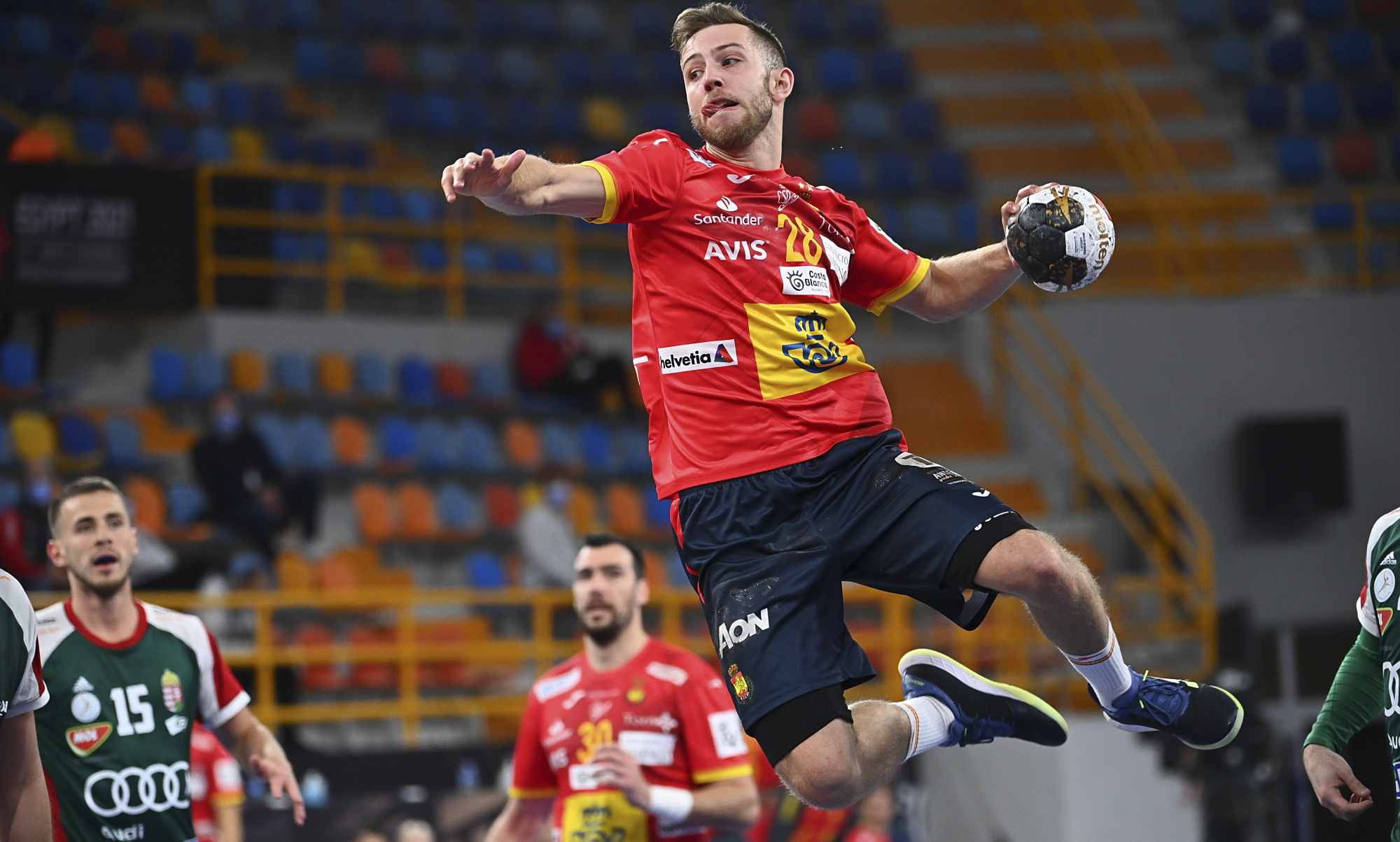 匈牙利击败波兰获得男子手球比赛金牌 匈牙利击败波兰获得男子手球比赛金牌