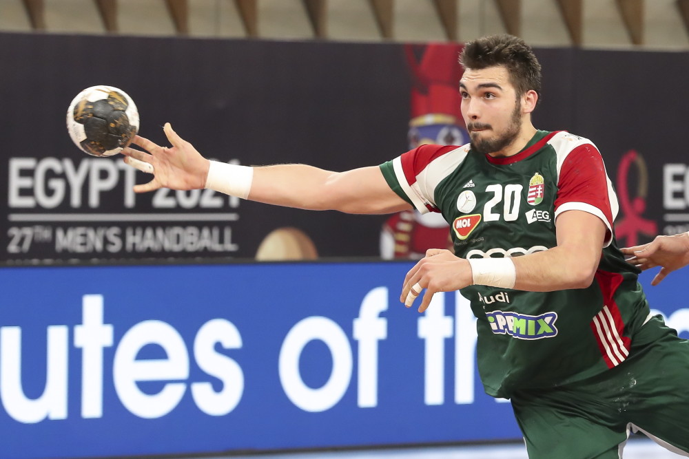 匈牙利击败波兰获得男子手球比赛金牌 匈牙利击败波兰获得男子手球比赛金牌