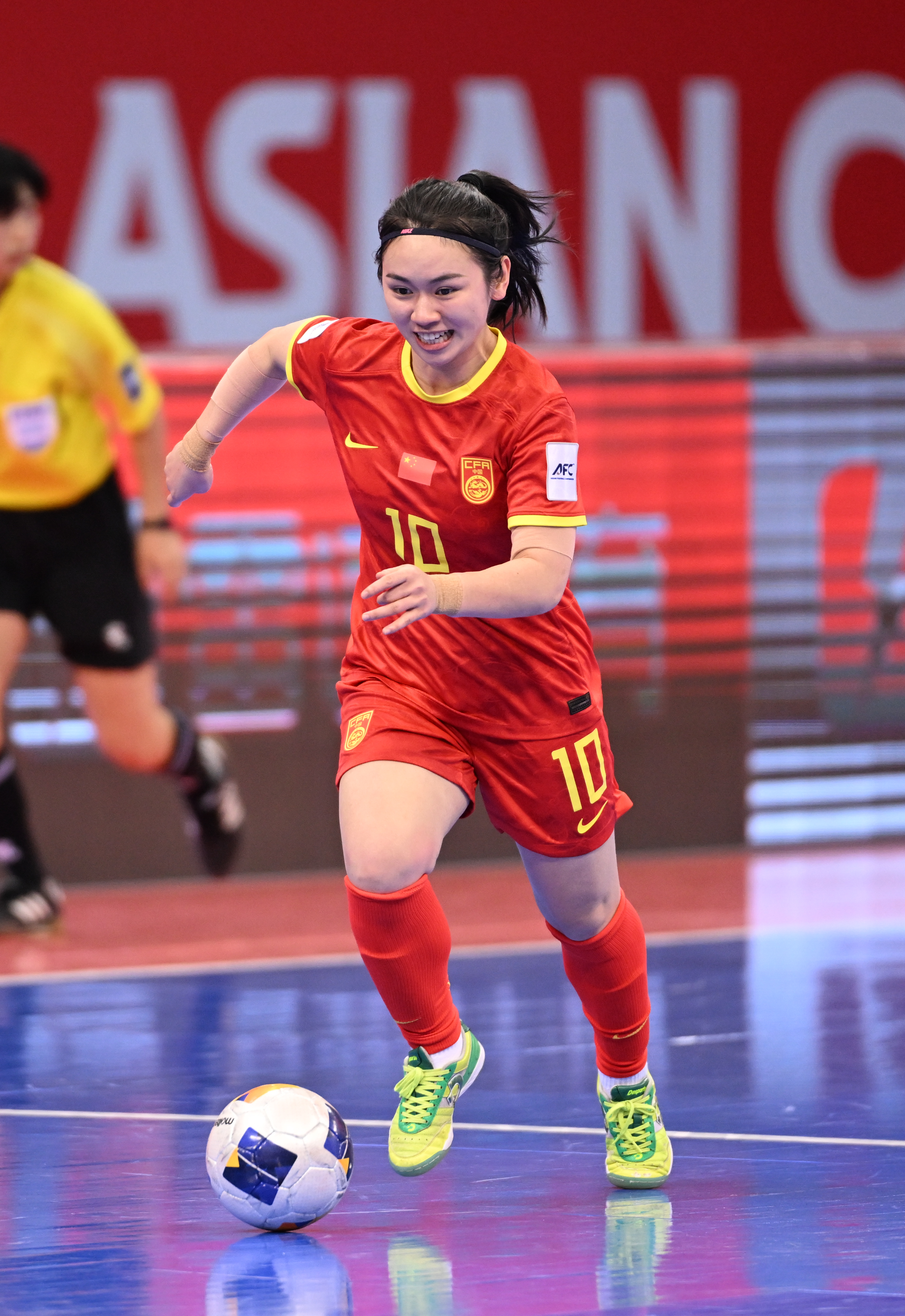 比赛胜出!国内女子足球队员取得令人惊喜的胜利 比赛胜出!国内女子足球队员取得令人惊喜的胜利