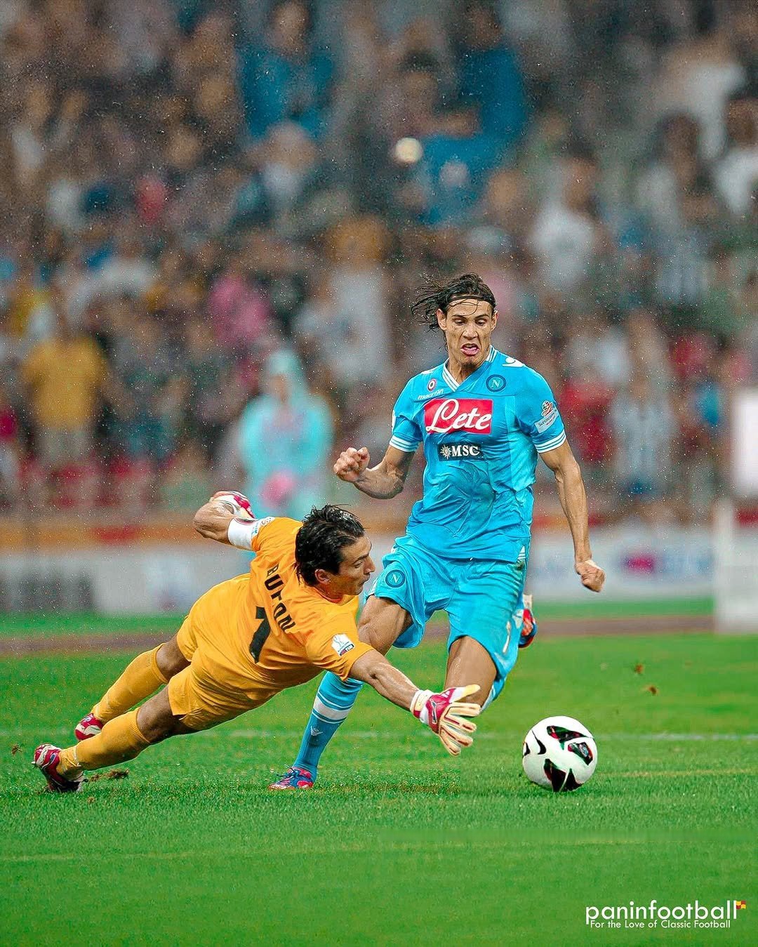 尤文图斯客场挑战佛罗伦萨,胜者为王 尤文图斯客场挑战佛罗伦萨,胜者为王