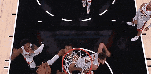 马刺遭遇国王逆转,遭遇两连败 马刺遭遇国王逆转,遭遇两连败