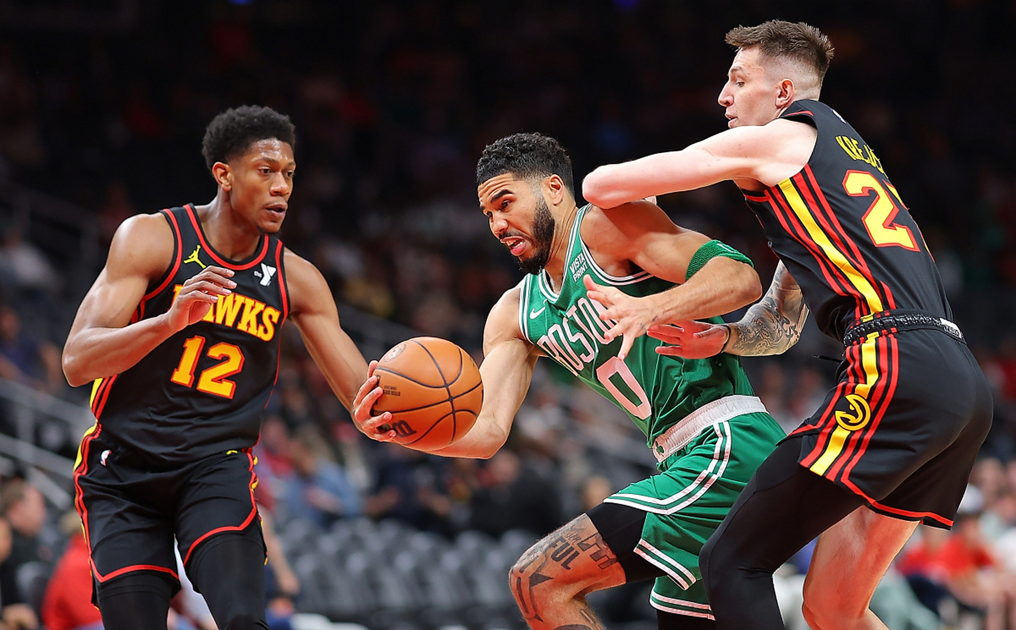 老鹰力克凯尔特人系列赛4比3 老鹰力克凯尔特人系列赛4比3