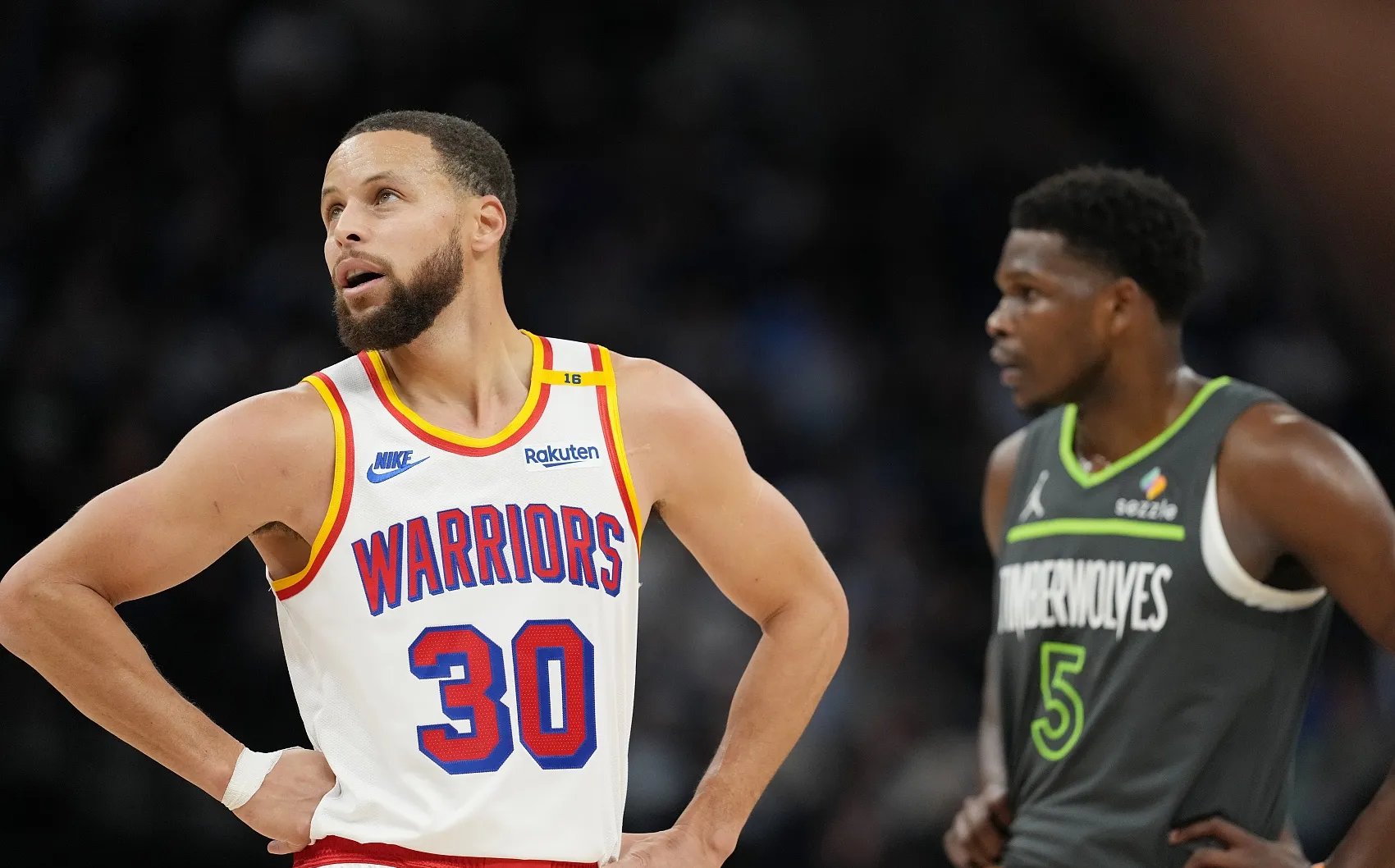 快船横扫太阳，勇士再获胜利